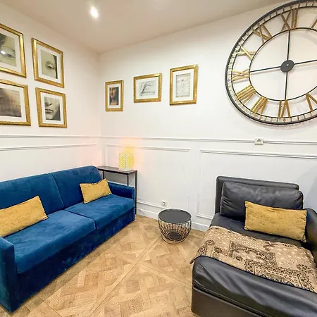 38 Atelier Mona Lisa Apartment