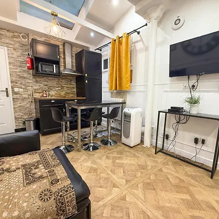 Apartment 38 Atelier Mona Lisa *