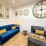 38 Atelier Mona Lisa